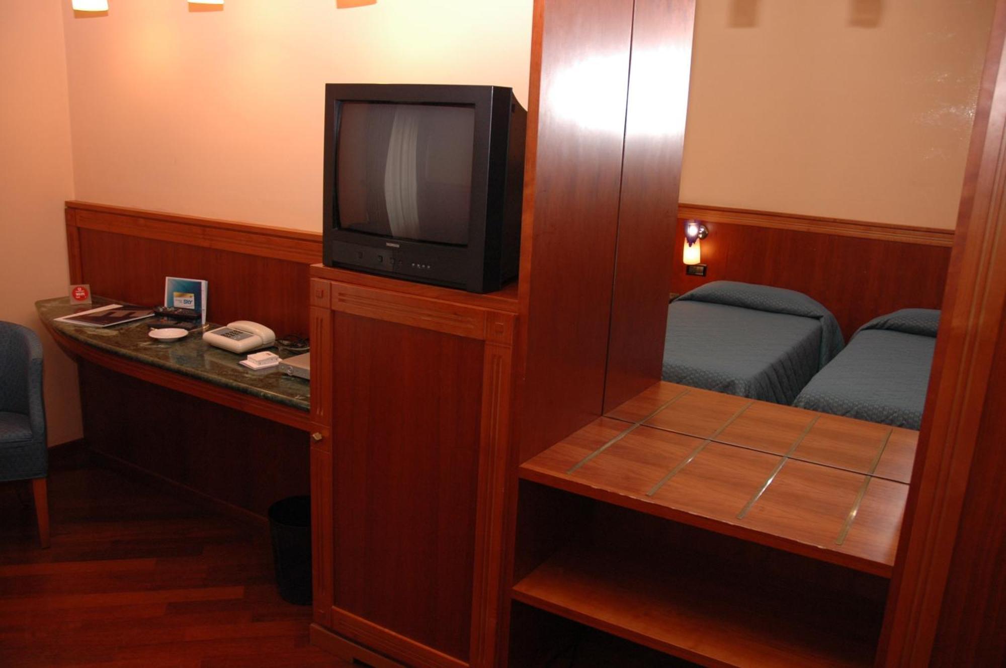 Hotel Michelangelo Palace & Spa Terni Rom bilde